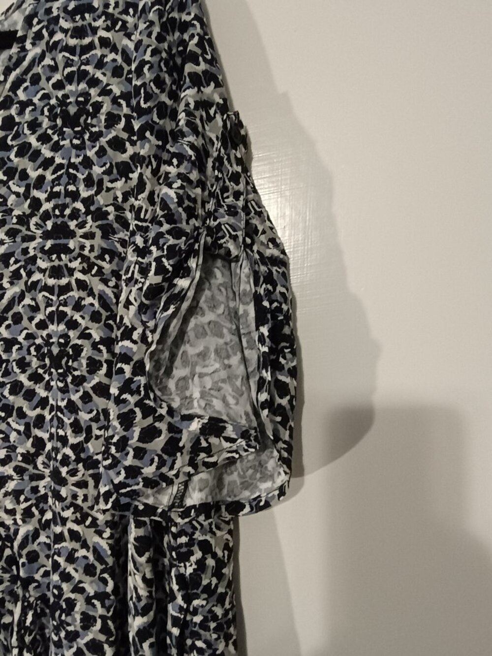 NWT Evans Size 18 Mandalay Print High Low Midi Dress Blue Black Animal Print Tie - Picture 9 of 10